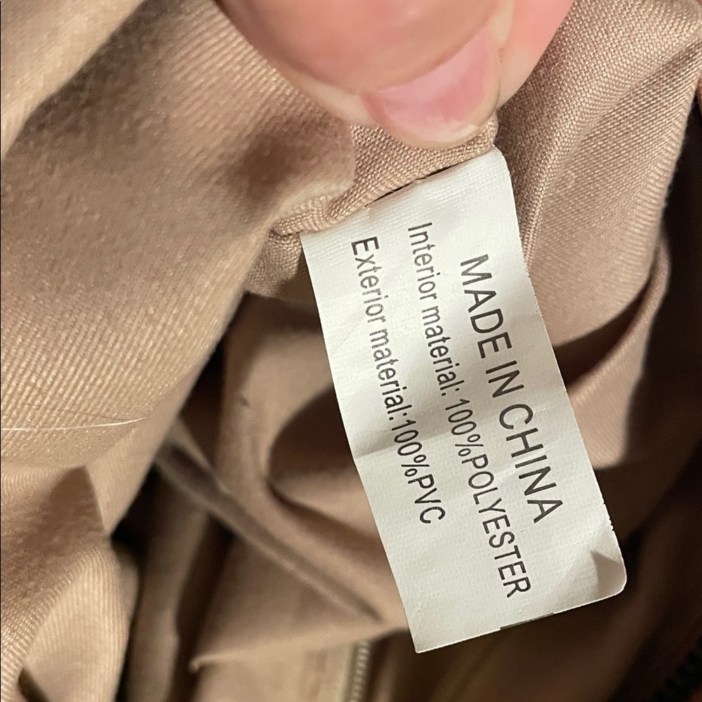 Darcy Marks London Vegan-Taupe Leather Shoulder Bag - Picture 4 of 7
